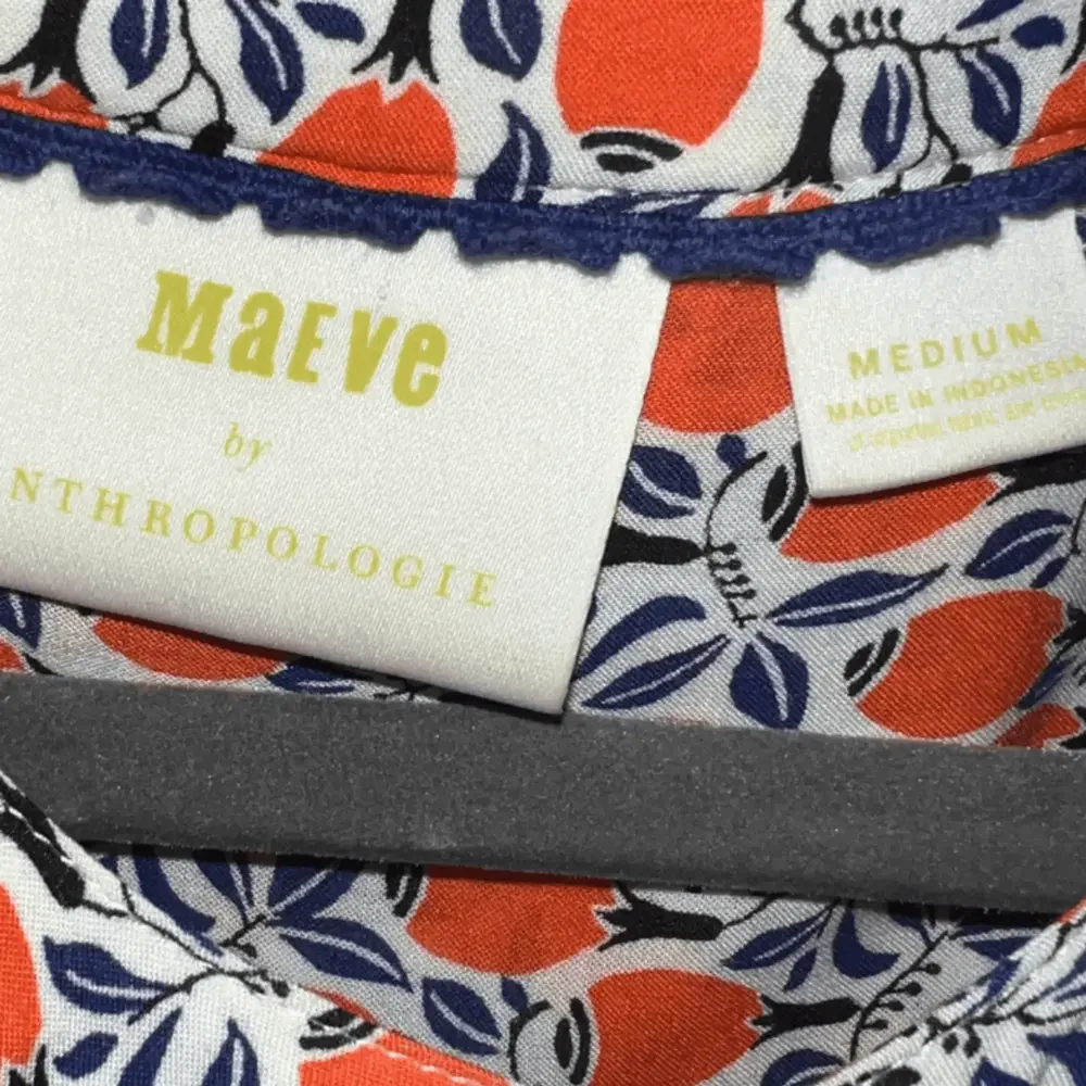 ANTHROPOLOGIE Maeve Berwick Bell Sleeve Top - Picture 8 of 8